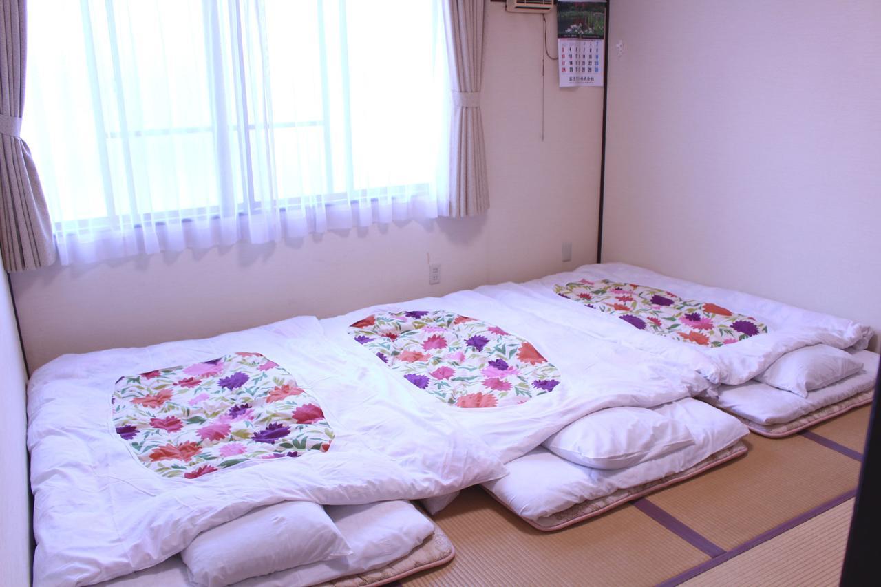 Fuji-Shi Business Hotel Furuiya Ryokan Fuji  Buitenkant foto