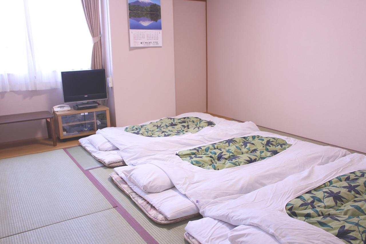 Fuji-Shi Business Hotel Furuiya Ryokan Fuji  Buitenkant foto