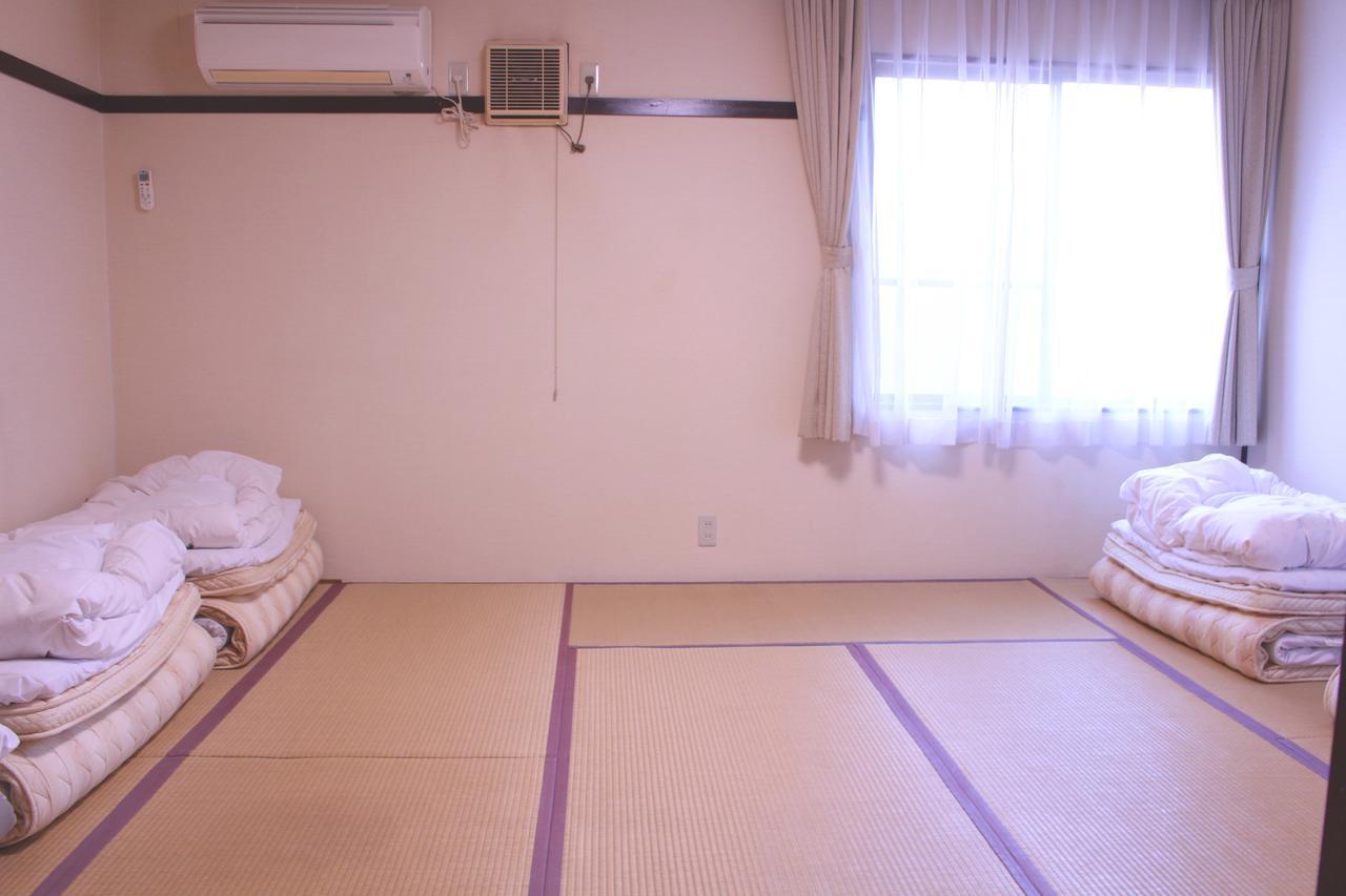 Fuji-Shi Business Hotel Furuiya Ryokan Fuji  Buitenkant foto